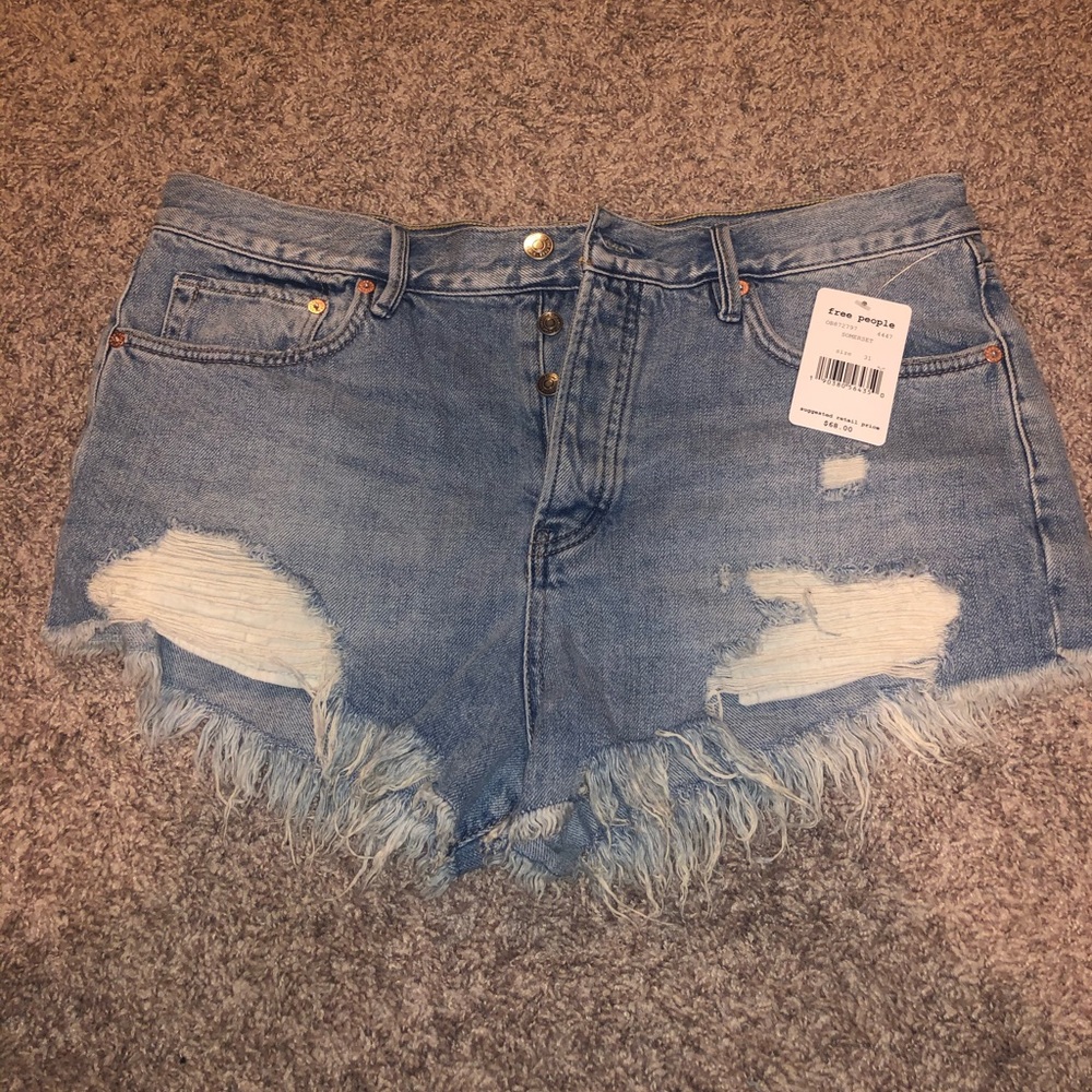 Free People shorts NWT - Picture 1 of 3